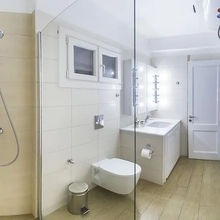 New House Mykonos Town