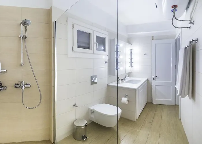 New House Mykonos Town